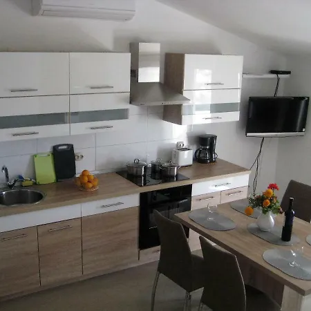 Manuela Apartment