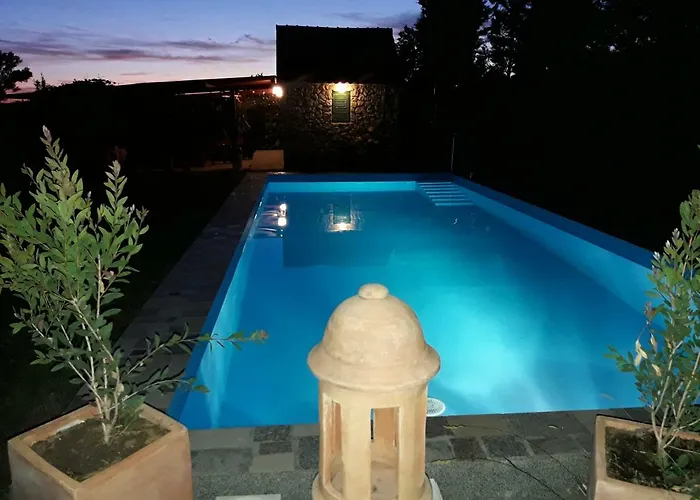 Manuela Ljubac (Zadar)