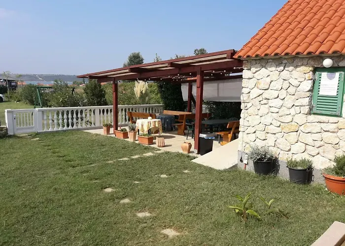 Manuela Ljubac (Zadar)